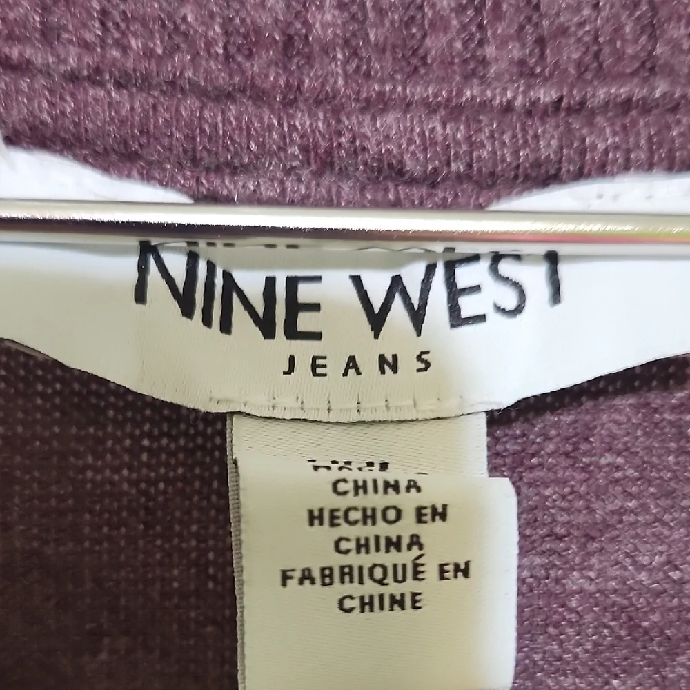 Nine West Burgundy Scoop Neck Pullover Sweater